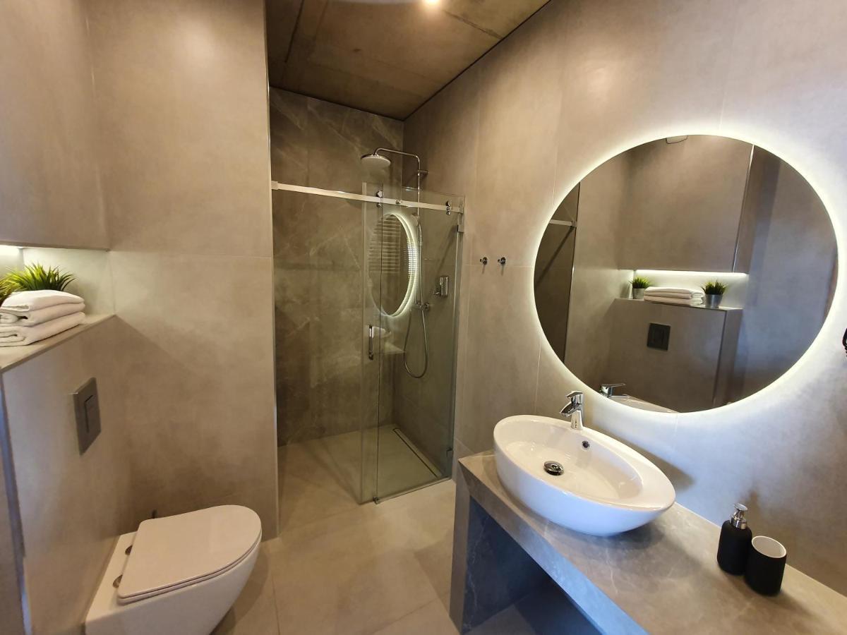 15 Pietro Sokolska 30 Towers Apartments - New - Lux - Parking - Sauna - Gym- And The Best View In קטוביץ מראה חיצוני תמונה
