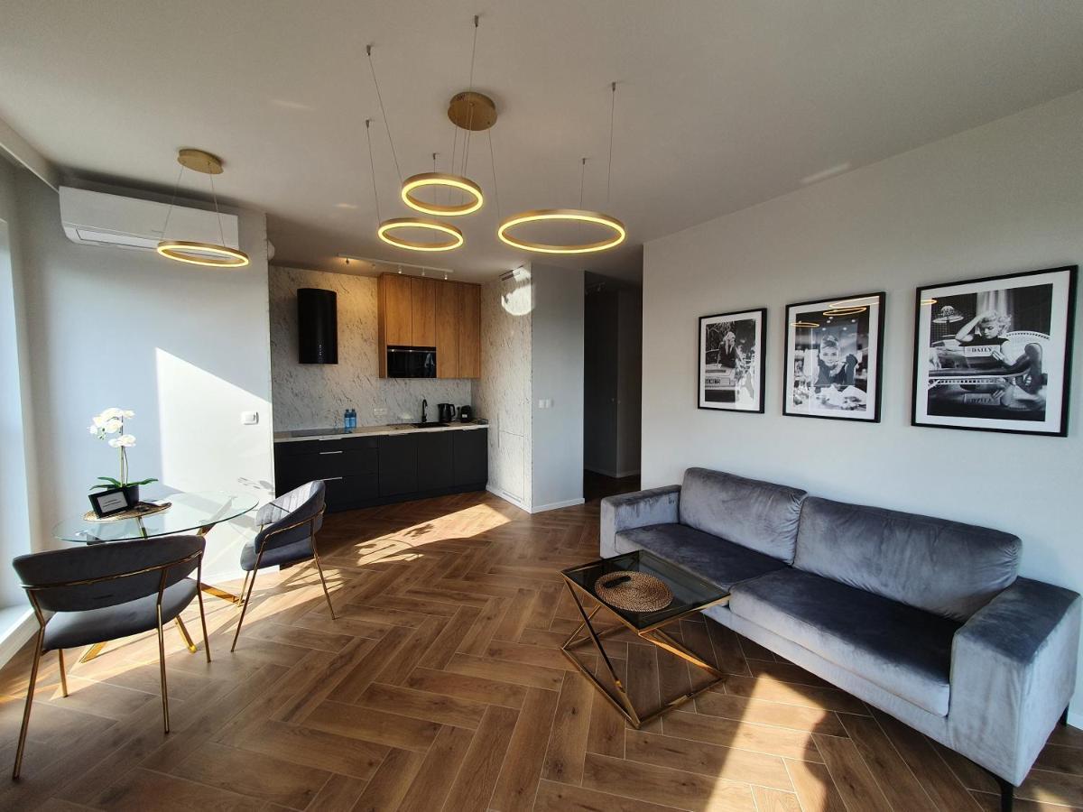 15 Pietro Sokolska 30 Towers Apartments - New - Lux - Parking - Sauna - Gym- And The Best View In קטוביץ מראה חיצוני תמונה